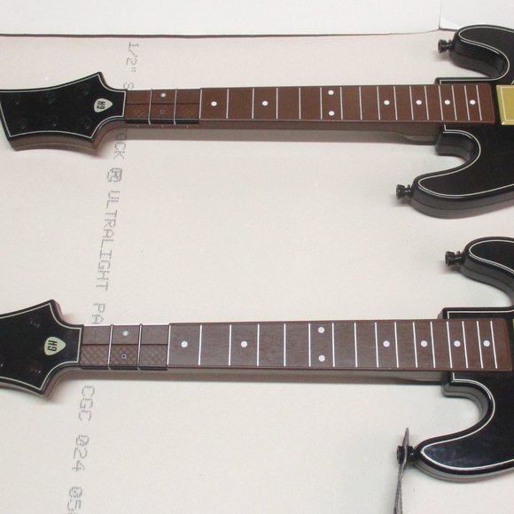 2 Nintendo WII U Guitar Hero Guitars NO Game or Dongle - Picture 3 of 7